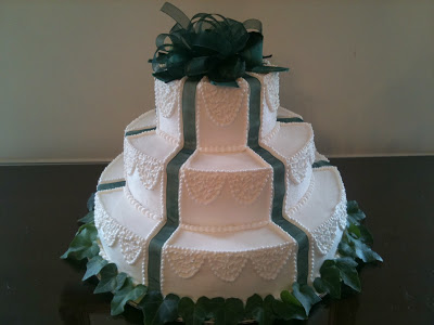 ribbon wedding cake