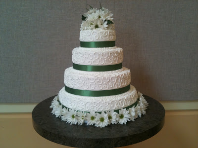 ribbon wedding cake