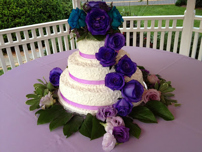 ribbon wedding cake