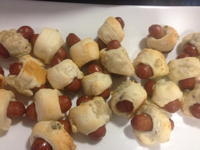 pigs in a blanket wedding reception appetizer