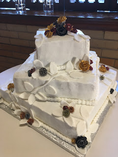 Square Off Set wedding cake