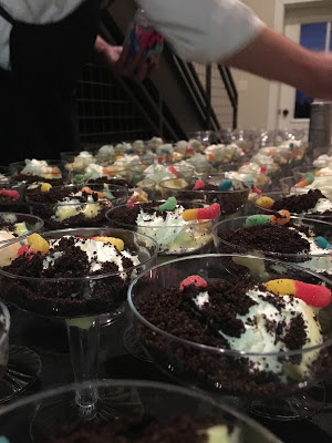 Individual Dirt Puddings with Gummy Worms